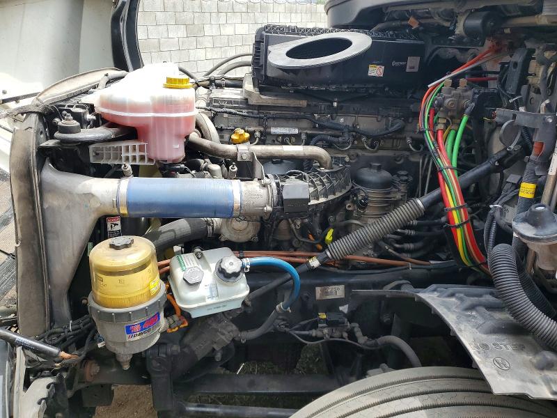 Продаж на аукціоні авто 2020 Freightliner Cascadia 126, vin: 3AKJHHDR4LSLP7256, номер лоту: 51036976