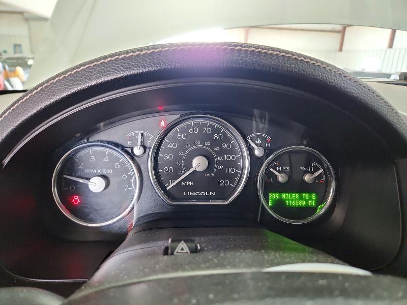 53882006 :رقم المزاد ، 5LTPW18586FJ06315 vin ، 2006 Lincoln Townhouse Mark Lt مزاد بيع