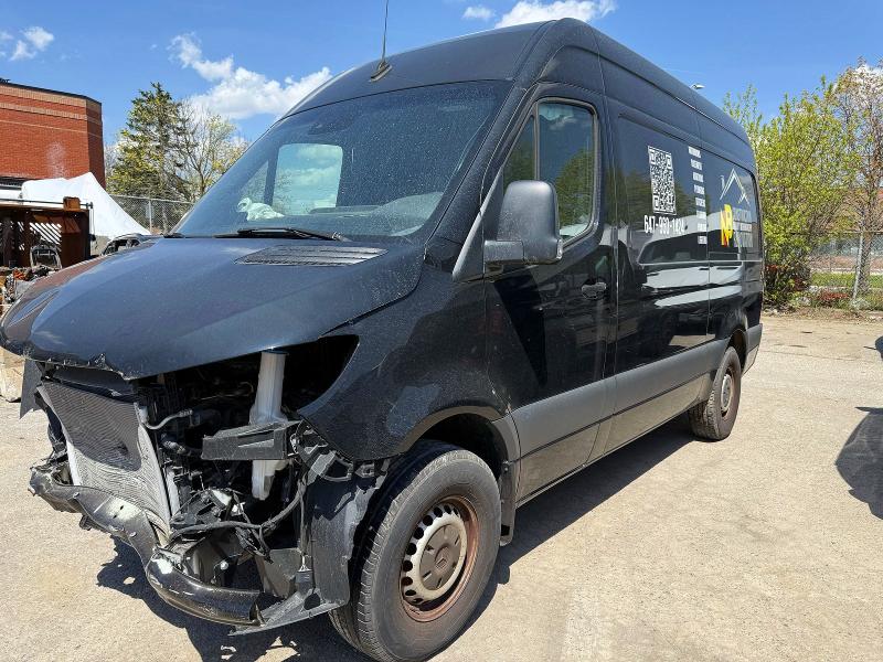 52942036 :رقم المزاد ، W1Y4KBHYXRP647703 vin ، 2024 Mercedes-benz Sprinter مزاد بيع