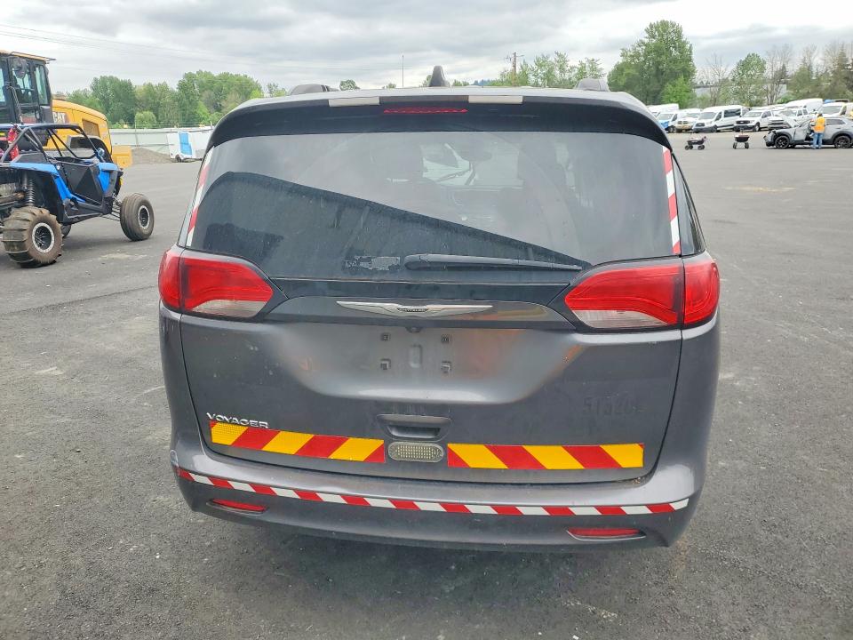 51831836 :رقم المزاد ، 2C4RC1DG0MR515202 vin ، 2021 Chrysler Voyager مزاد بيع