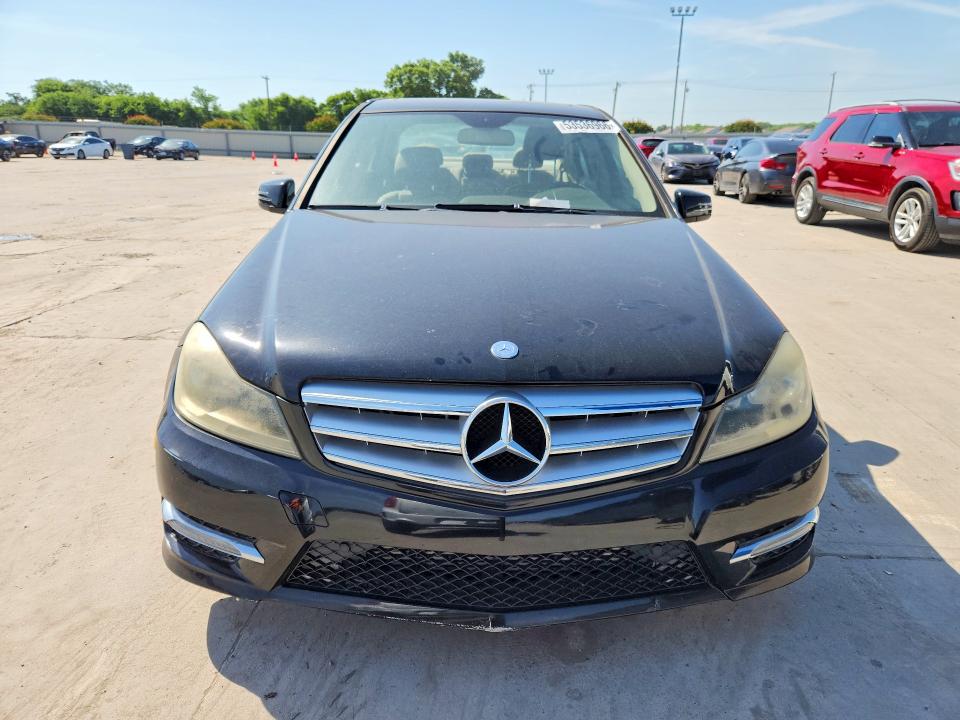 53536966 :رقم المزاد ، WDDGF4HB6CR203295 vin ، 2012 Mercedes-benz C مزاد بيع