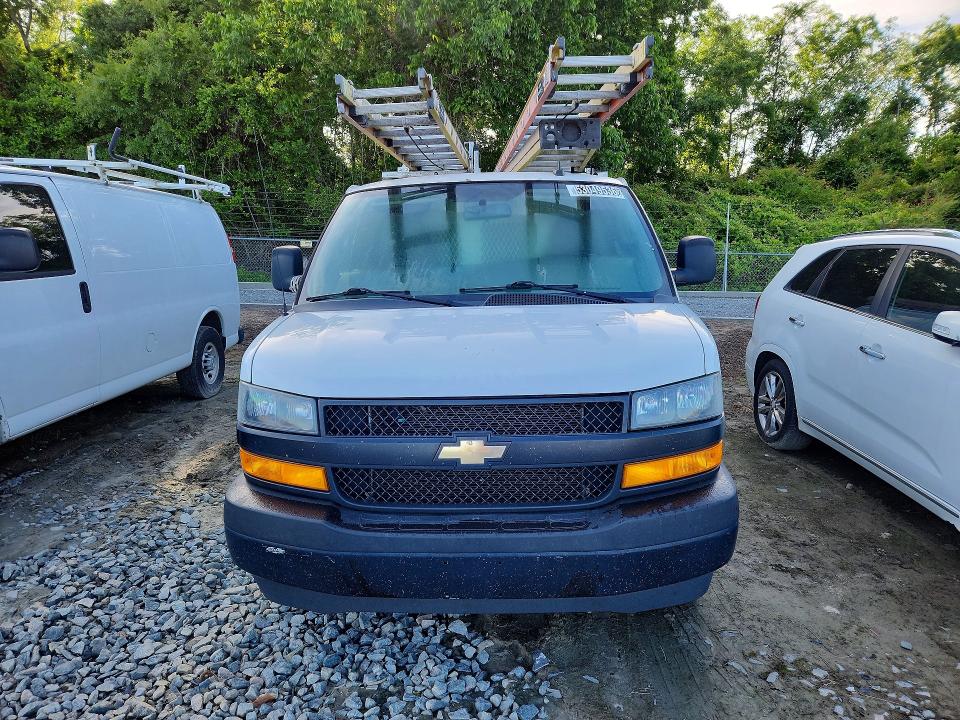 2021 Chevrolet Express G2500 მანქანა იყიდება აუქციონზე, vin: 1GCWGAFP0M1226538, აუქციონის ნომერი: 53049536