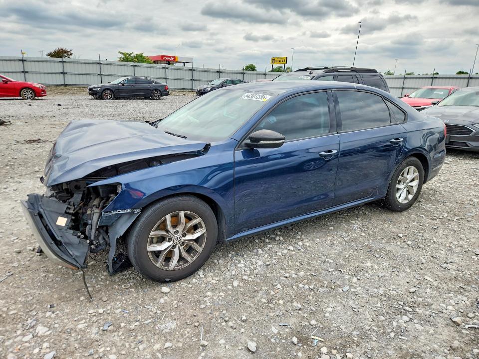 54397286 :رقم المزاد ، 1VWAA7A34JC015567 vin ، 2018 Volkswagen Passat مزاد بيع