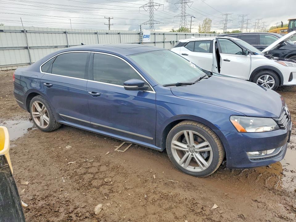 2014 Volkswagen Passat მანქანა იყიდება აუქციონზე, vin: 1VWCT7A3XEC042877, აუქციონის ნომერი: 52234736