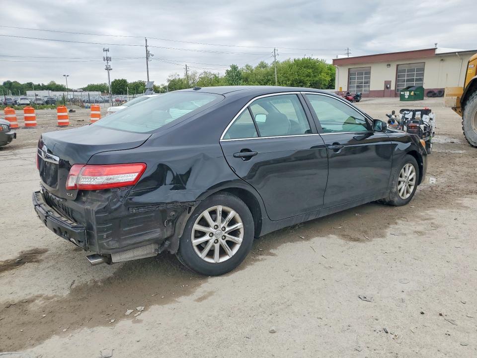 53617636 :رقم المزاد ، 4T1BF3EK9BU147251 vin ، 2011 Toyota Camry مزاد بيع