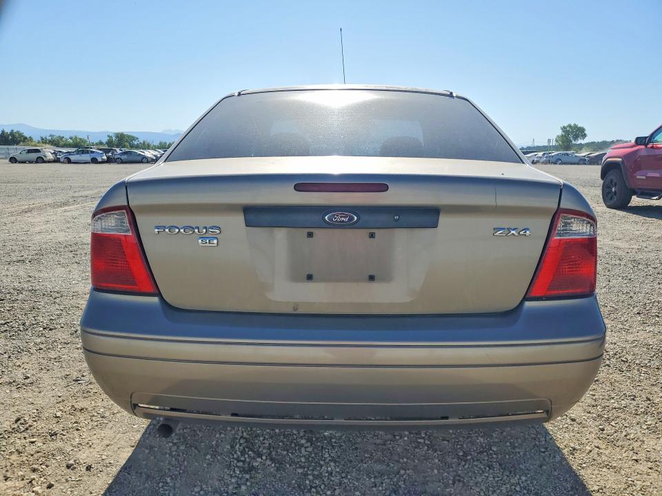 54512106 :رقم المزاد ، 1FAFP34N55W310202 vin ، 2005 Ford Focus مزاد بيع