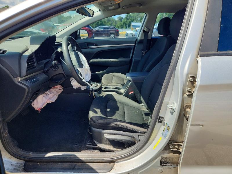 53324046 :رقم المزاد ، 5NPD84LF7KH428784 vin ، 2019 Hyundai Elantra مزاد بيع