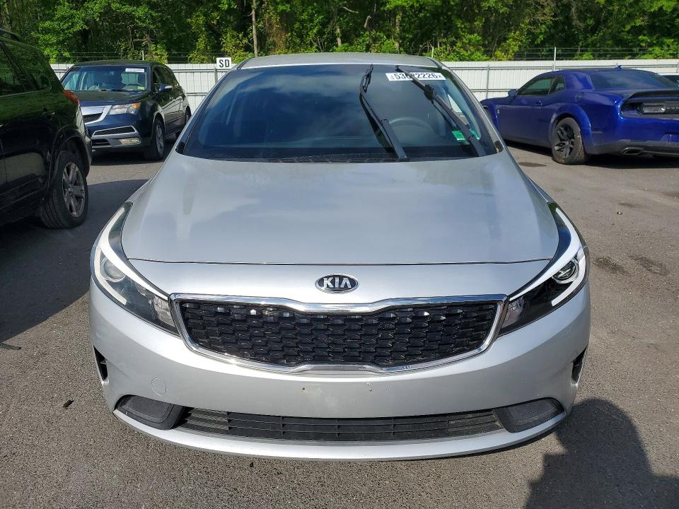 53622226 :رقم المزاد ، 3KPFK4A73JE178100 vin ، 2018 Kia Forte مزاد بيع