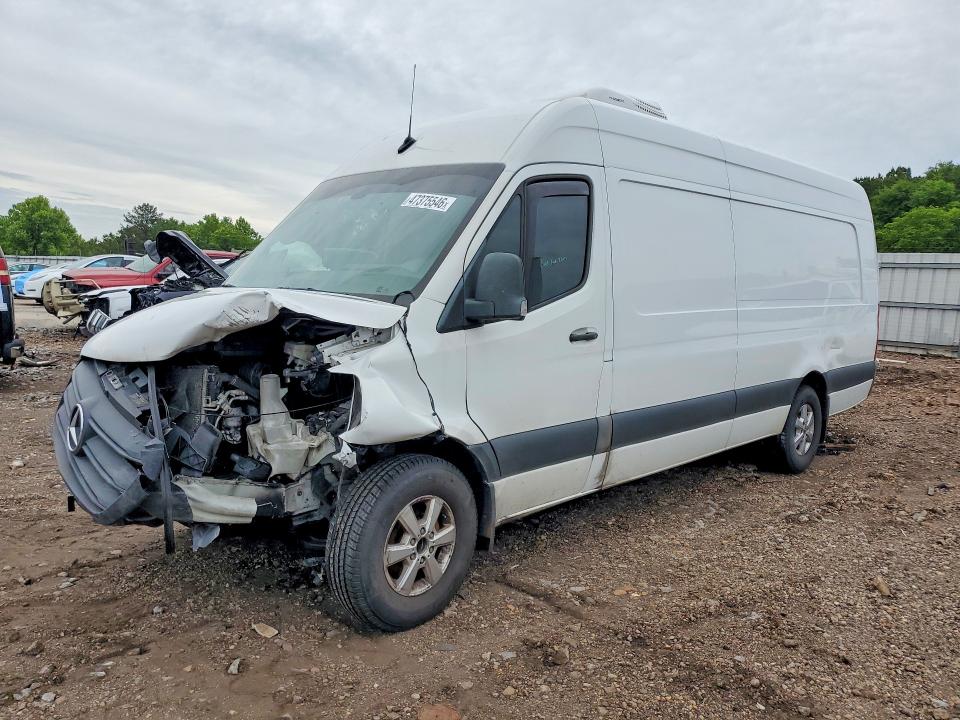47375546 :رقم المزاد ، W1Y4EDHY6MT069926 vin ، 2021 Mercedes-benz Sprinter مزاد بيع