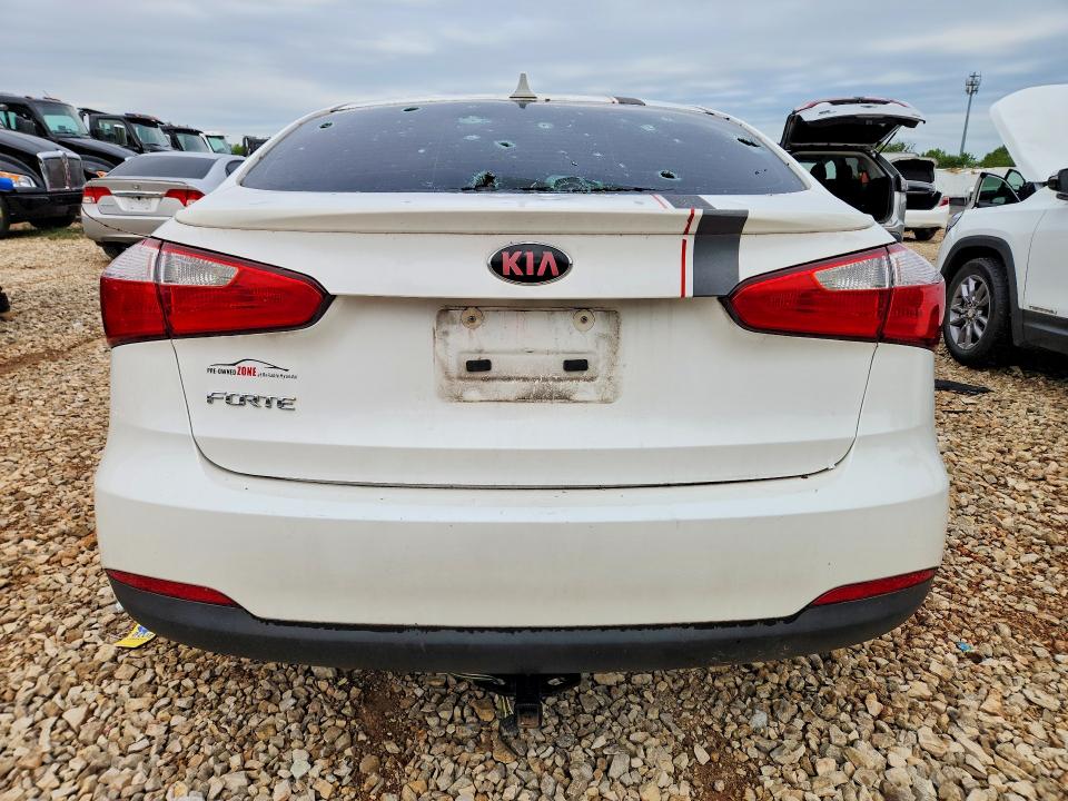 2015 Kia Forte მანქანა იყიდება აუქციონზე, vin: KNAFX4A66F5376601, აუქციონის ნომერი: 52444626