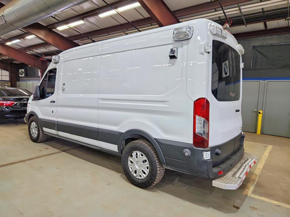 2015 Ford Transit მანქანა იყიდება აუქციონზე, vin: 1FDYR2CV4FKA50579, აუქციონის ნომერი: 54391596