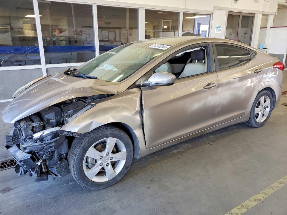 2013 Hyundai Elantra მანქანა იყიდება აუქციონზე, vin: 5NPDH4AE2DH245841, აუქციონის ნომერი: 54268046