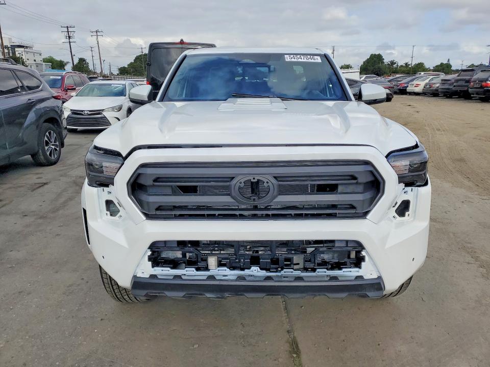 54547046 :رقم المزاد ، 3TYLB5JN7ST095269 vin ، 2025 Toyota Tacoma مزاد بيع