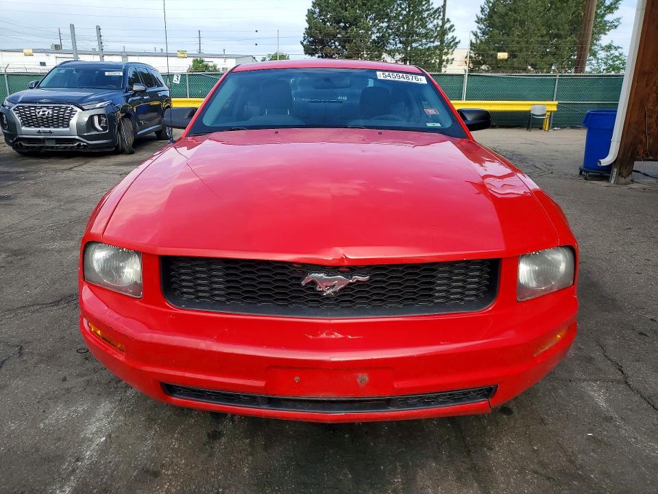 54594876 :رقم المزاد ، 1ZVFT80N055119489 vin ، 2005 Ford Mustang مزاد بيع