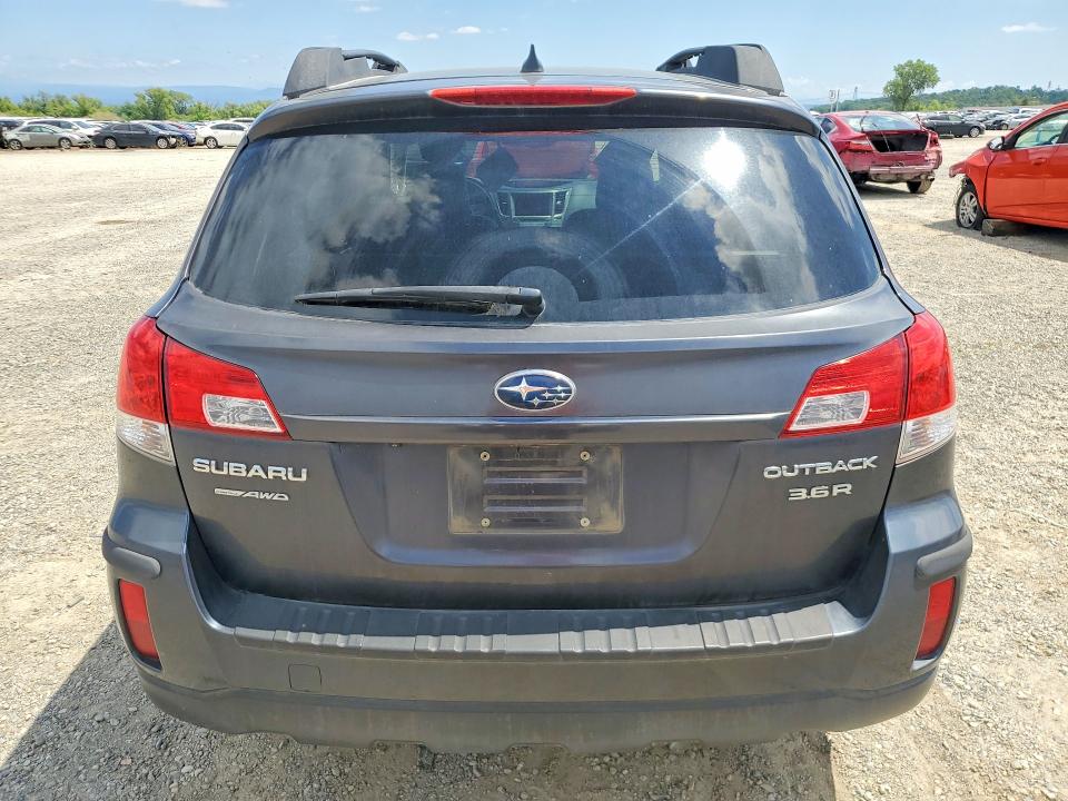 51913836 :رقم المزاد ، 4S4BRDLC6B2401244 vin ، 2011 Subaru Outback مزاد بيع