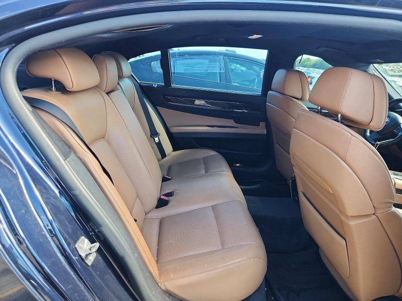 53655426 :رقم المزاد ، WBAKB4C56BC392661 vin ، 2011 Bmw 740 مزاد بيع