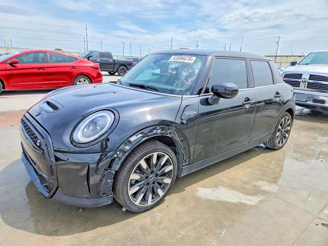 Продажа на аукционе авто 2024 Mini Cooper, vin: WMW53DK06R2W06189, номер лота: 53996676