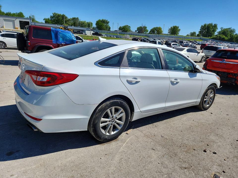 2015 Hyundai Sonata მანქანა იყიდება აუქციონზე, vin: 5NPE24AF9FH160352, აუქციონის ნომერი: 53429386