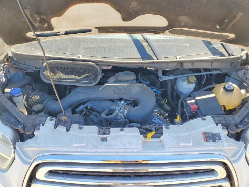 53569006 :رقم المزاد ، 1FMZK1YM2FKA87794 vin ، 2015 Ford Transit مزاد بيع