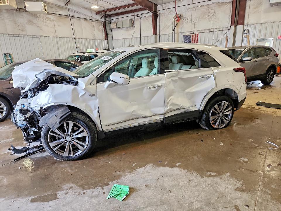 54724566 :رقم المزاد ، 1GYKNDR44SZ102174 vin ، 2025 Cadillac Xt5 مزاد بيع