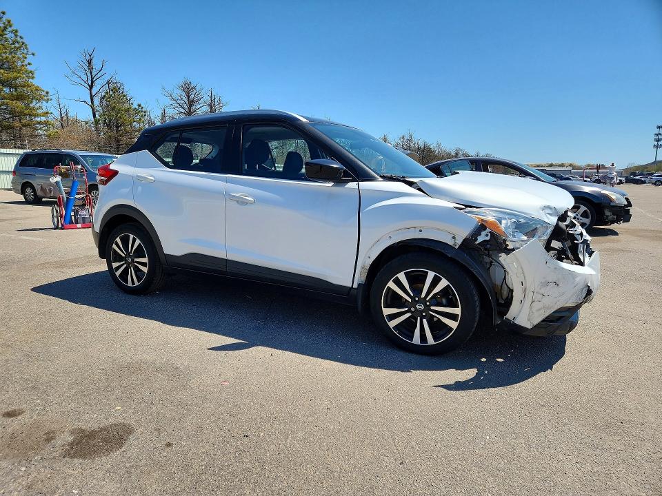 Продажа на аукционе авто 2018 Nissan Kicks, vin: 3N1CP5CU3JL518714, номер лота: 51448346
