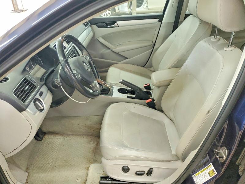 Продажа на аукционе авто 2013 Volkswagen Passat, vin: 1VWBH7A31DC139915, номер лота: 52140596