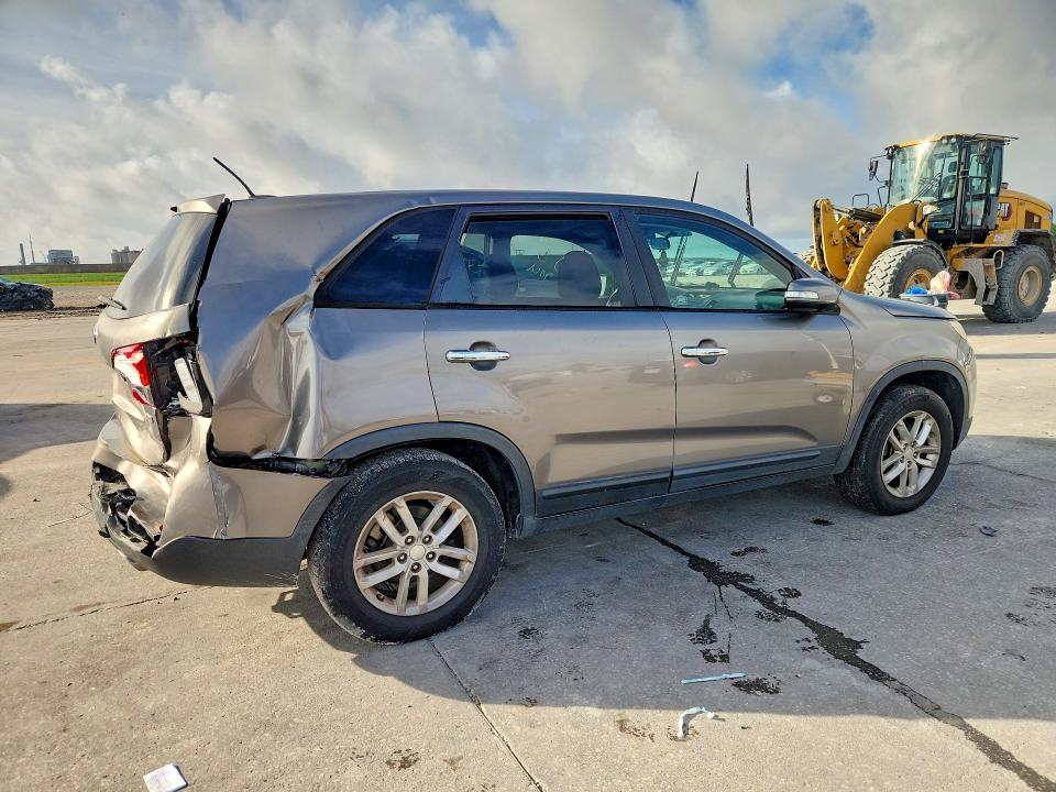 2014 Kia Sorento მანქანა იყიდება აუქციონზე, vin: 5XYKT3A62EG503759, აუქციონის ნომერი: 54514536
