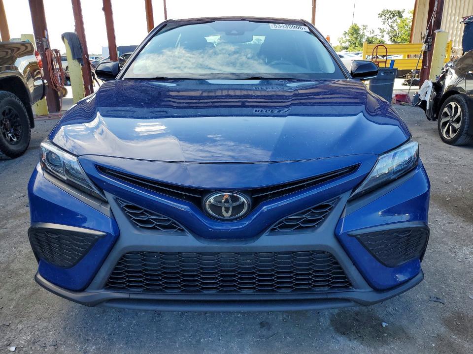 53430906 :رقم المزاد ، 4T1T11AK8PU113970 vin ، 2023 Toyota Camry مزاد بيع