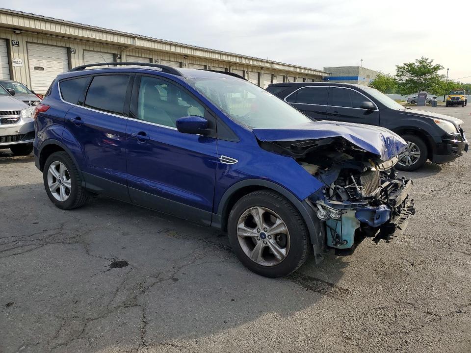 2015 Ford Escape მანქანა იყიდება აუქციონზე, vin: 1FMCU9GX9FUB38464, აუქციონის ნომერი: 53885396