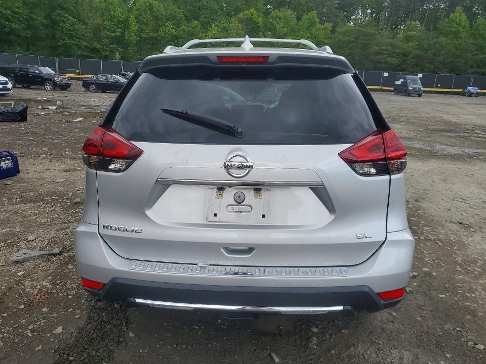53407996 :رقم المزاد ، 5N1AT2MT9JC834923 vin ، 2018 Nissan Rogue مزاد بيع