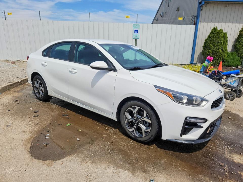 2021 Kia Forte მანქანა იყიდება აუქციონზე, vin: 3KPF24AD5ME315404, აუქციონის ნომერი: 53092916