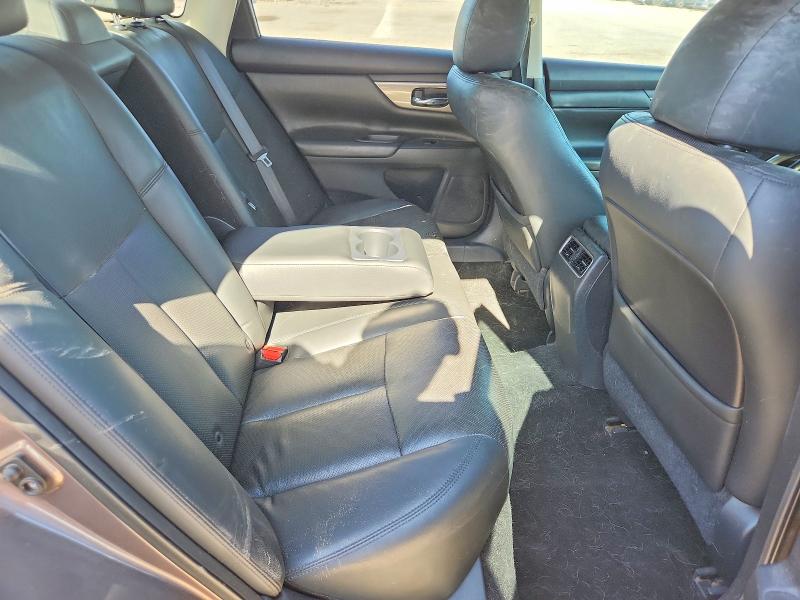 Продажа на аукционе авто 2015 Nissan Altima, vin: 1N4BL3AP3FC568415, номер лота: 54670116