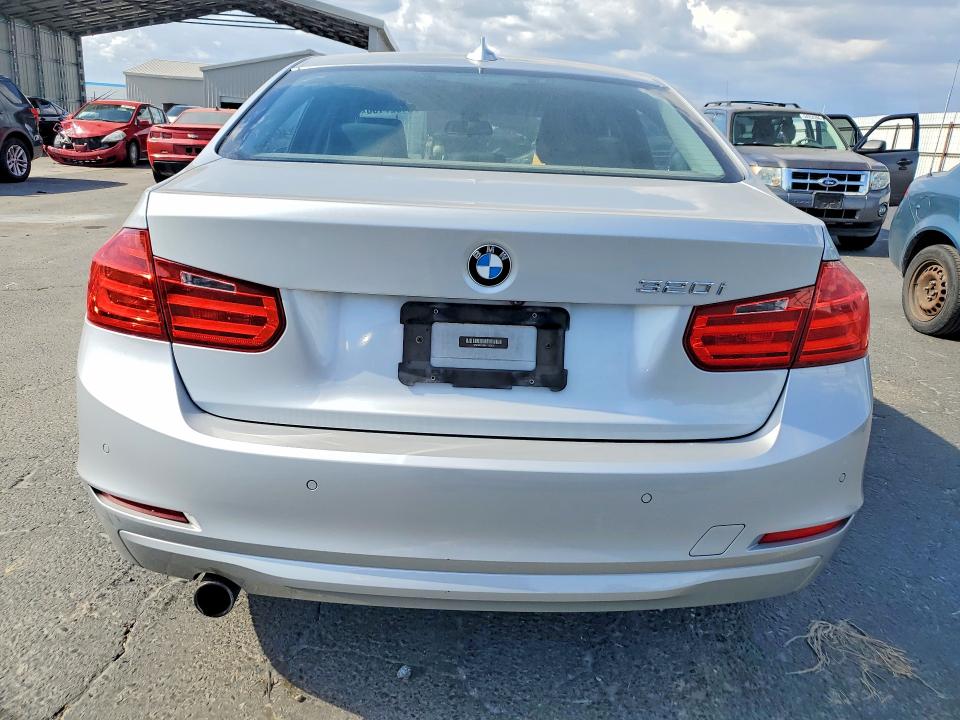 Aukcja sprzedaży 2014 Bmw 320, vin: WBA3B1C55EK133835, numer aukcji: 54927106