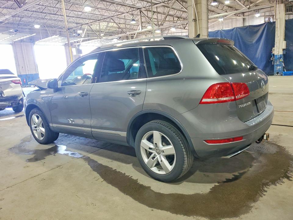 2014 Volkswagen Touareg მანქანა იყიდება აუქციონზე, vin: WVGEP9BP4ED012132, აუქციონის ნომერი: 54163136