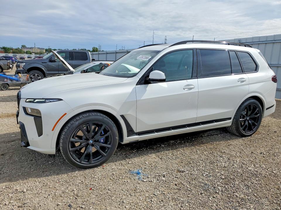 Продажа на аукционе авто 2026 Bmw X7, vin: 5UX23EM02T9382313, номер лота: 53923566