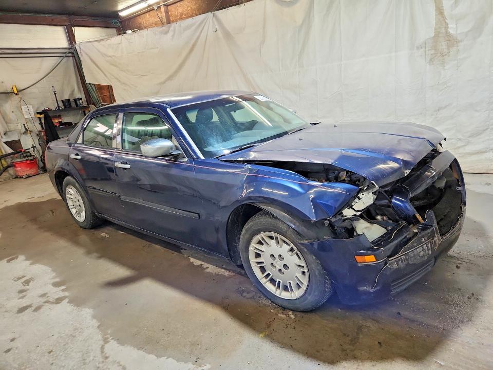 Продажа на аукционе авто 2006 Chrysler 300, vin: 2C3KA43R16H363195, номер лота: 52168196