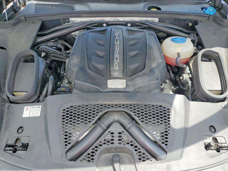 2017 Porsche Macan მანქანა იყიდება აუქციონზე, vin: WP1AG2A52HLB55051, აუქციონის ნომერი: 55633266