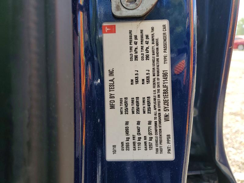 52803326 :رقم المزاد ، 5YJ3E1EB8JF114961 vin ، 2018 Tesla Model 3 مزاد بيع