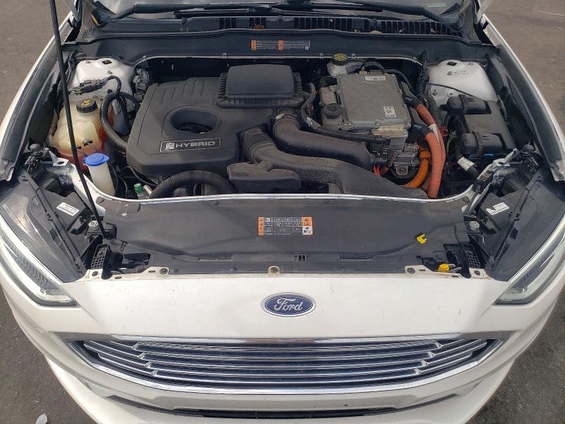 51827546 :رقم المزاد ، 3FA6P0RU8JR147265 vin ، 2018 Ford Fusion مزاد بيع