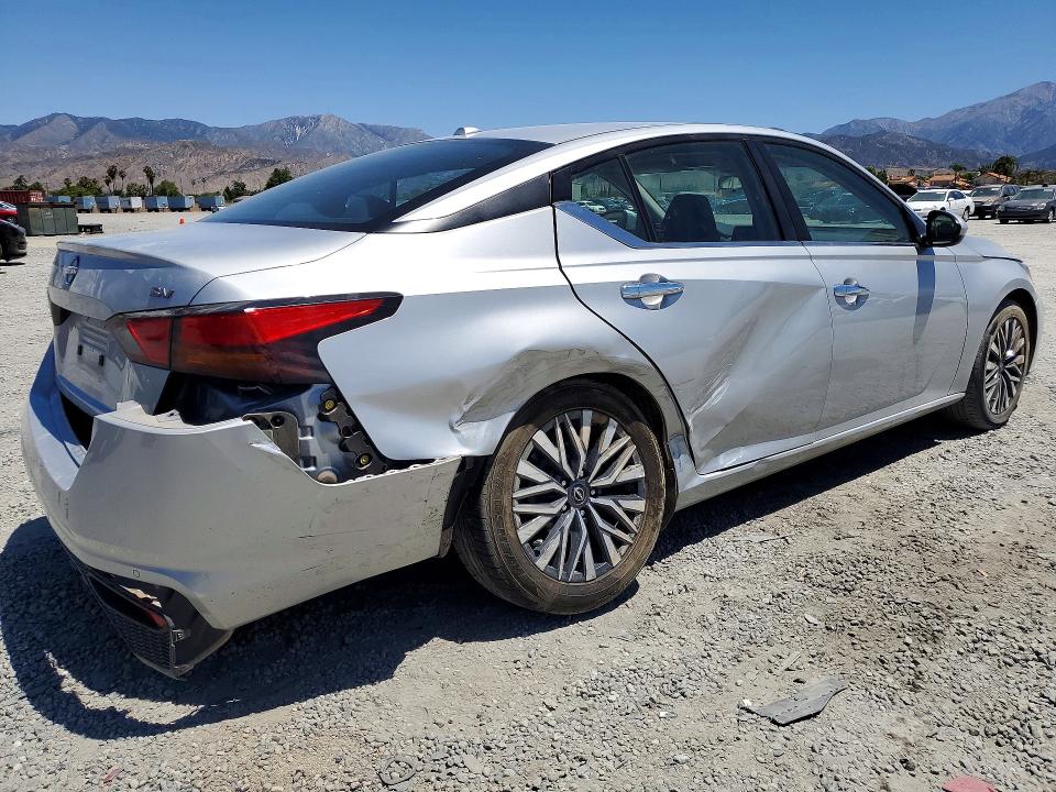 54301726 :رقم المزاد ، 1N4BL4DVXPN418713 vin ، 2023 Nissan Altima مزاد بيع
