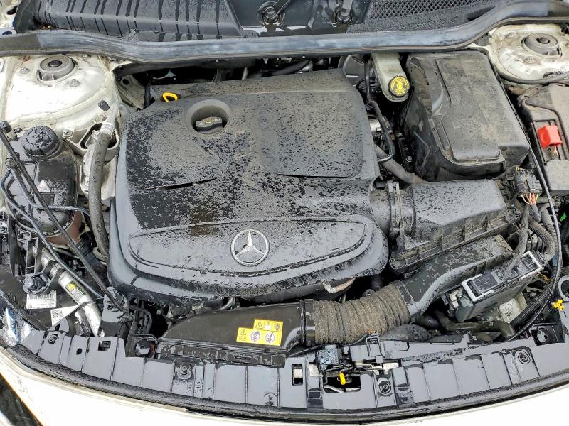 53702946 :رقم المزاد ، WDCTG4GB4HJ332823 vin ، 2017 Mercedes-benz Gla مزاد بيع