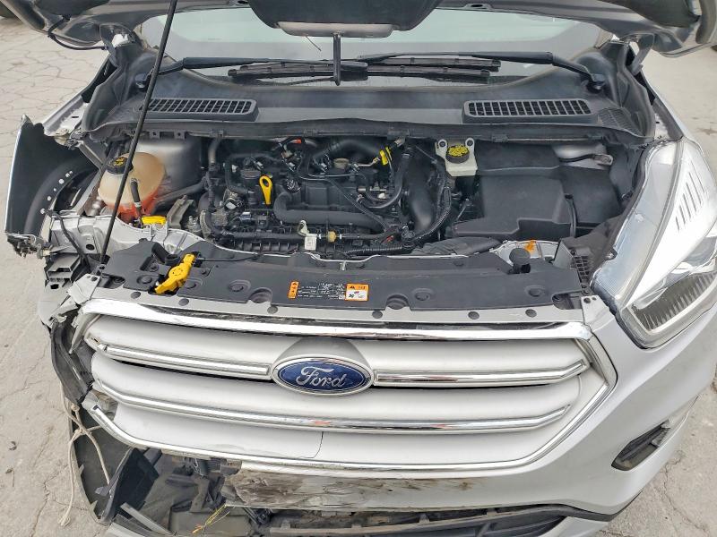 52623946 :رقم المزاد ، 1FMCU0HD0KUB26083 vin ، 2019 Ford Escape مزاد بيع