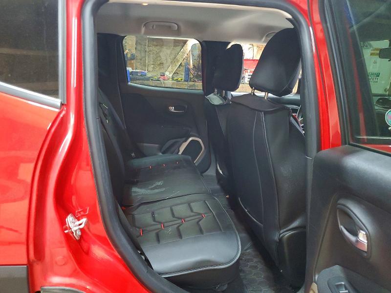 2017 Jeep Renegade მანქანა იყიდება აუქციონზე, vin: ZACCJBBB4HPF46410, აუქციონის ნომერი: 53649376