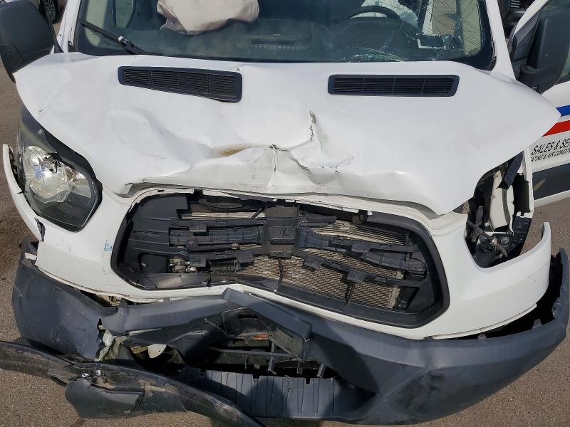60950726 :رقم المزاد ، 1FTYR1ZM6GKA42952 vin ، 2016 Ford Transit مزاد بيع