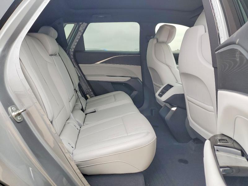Продаж на аукціоні авто 2025 Cadillac Lyriq, vin: 1GYKPURK7SZ316651, номер лоту: 52676666