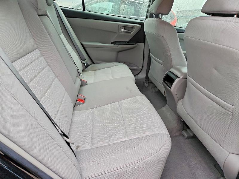 53062526 :رقم المزاد ، 4T1BF1FK8HU283785 vin ، 2017 Toyota Camry مزاد بيع