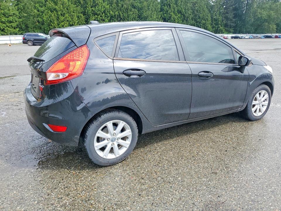 2011 Ford Fiesta მანქანა იყიდება აუქციონზე, vin: 3FADP4EJ2BM186006, აუქციონის ნომერი: 53939666
