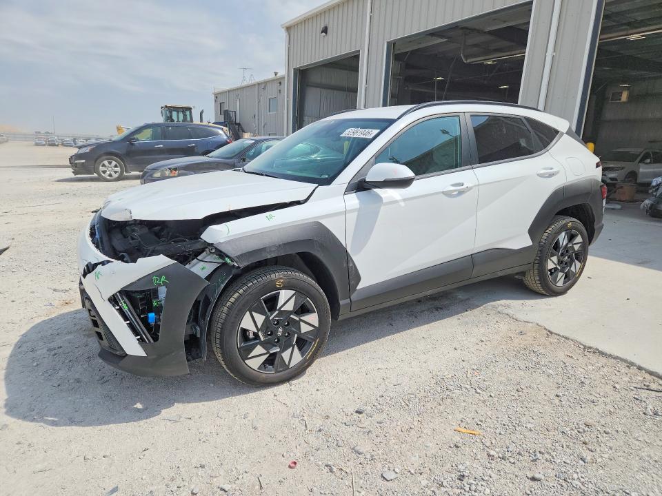 2025 Hyundai Kona მანქანა იყიდება აუქციონზე, vin: KM8HBCAB2SU315128, აუქციონის ნომერი: 52961946