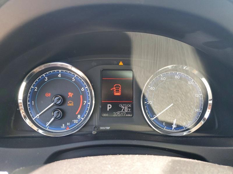 2018 Toyota Corolla მანქანა იყიდება აუქციონზე, vin: 2T1BURHE7JC102601, აუქციონის ნომერი: 54441406