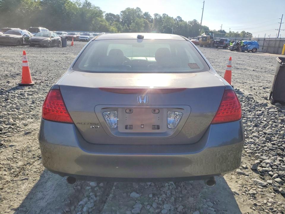 52217566 :رقم المزاد ، 1HGCM66547A039879 vin ، 2007 Honda Accord مزاد بيع